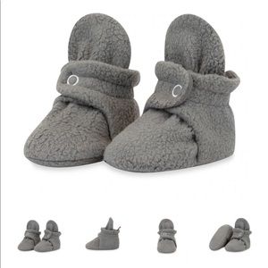 Cozie fleece baby shoes